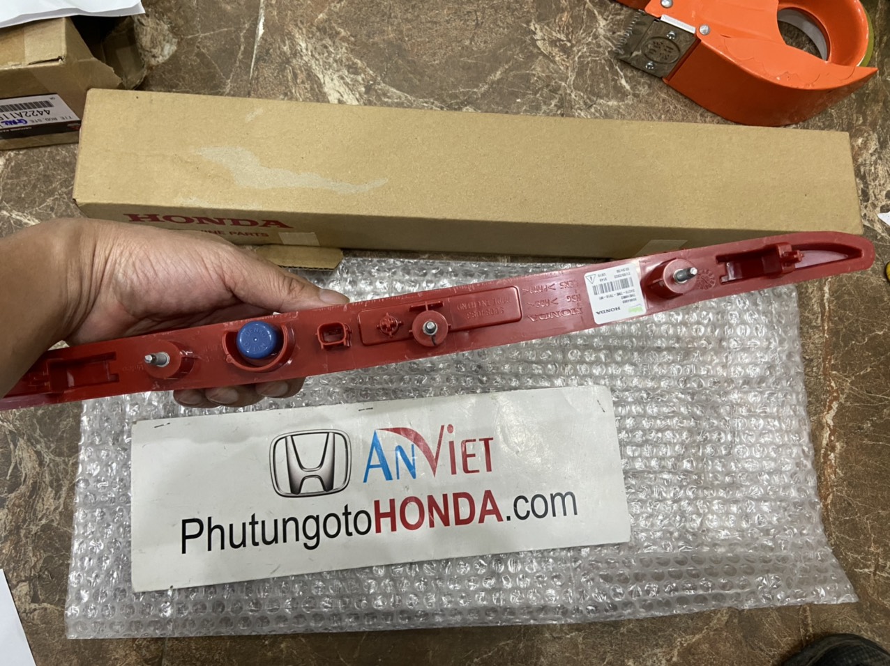 Đèn phanh trên cốp sau xe Honda CRV 2018-2024