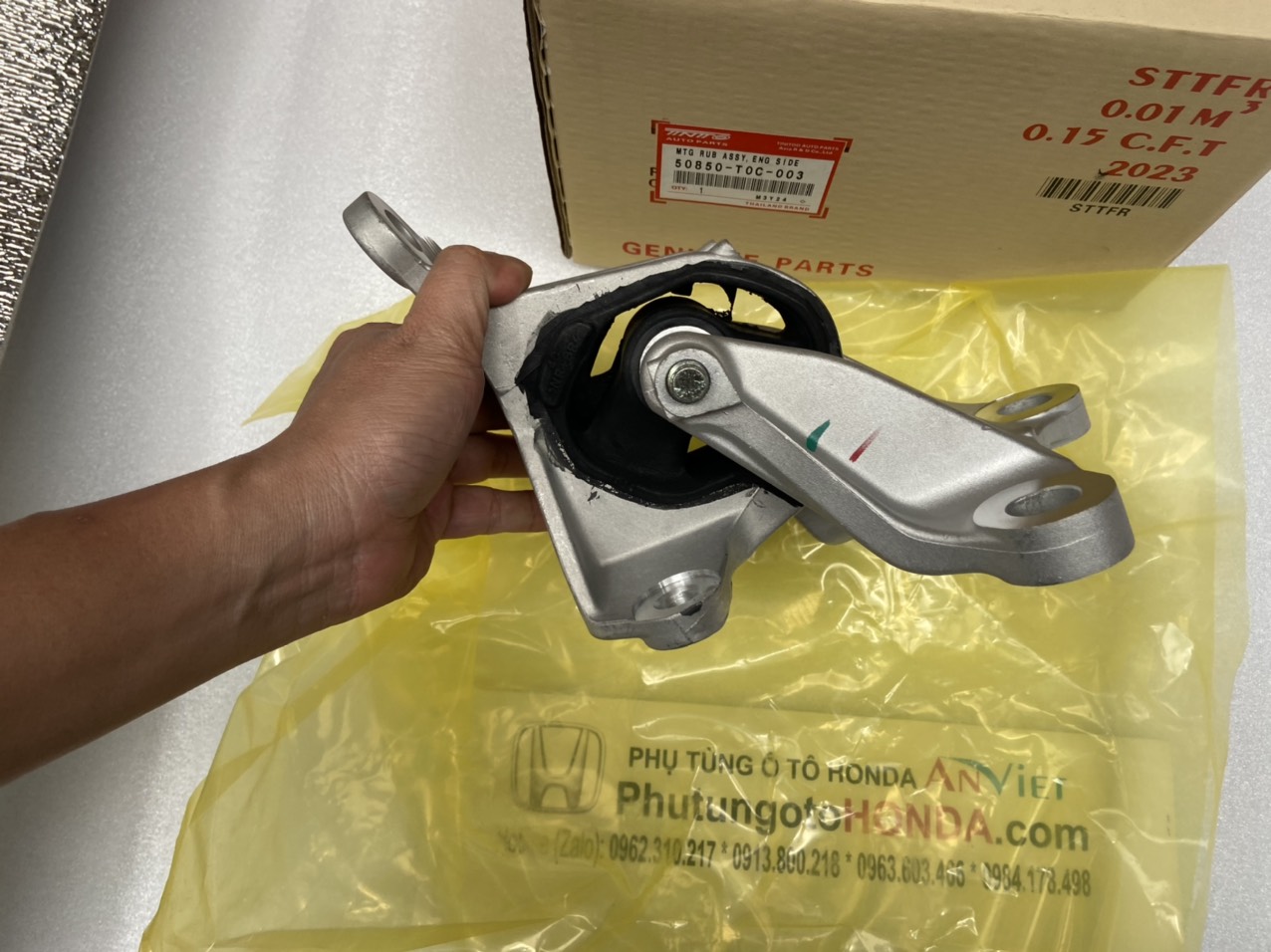 Chân hộp số xe Honda CRV 2.0 đời 2013-2017