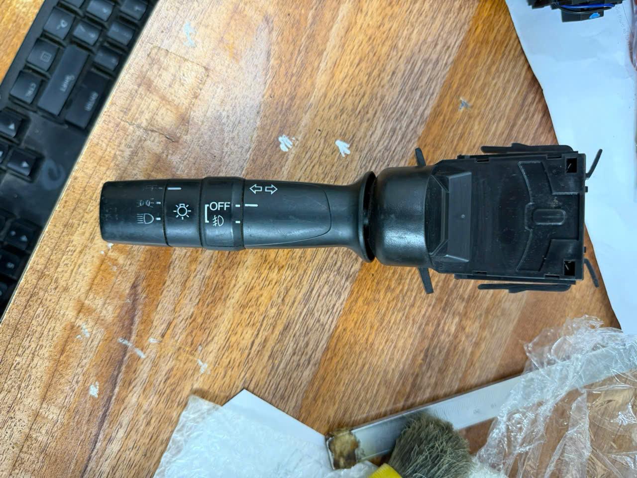 Công tắc đèn pha cốt xinhan dùng cho Xe Crv (Cr-V), Civic Gen 9 35255TR0C02 35255TR0C01 35255-TR0-C02 35255-TR0-C01