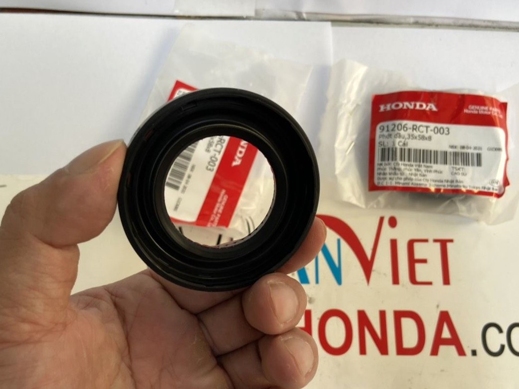 Phớt láp sử dụng cho xe Civic - Hàng nhập khẩu chính ngạch