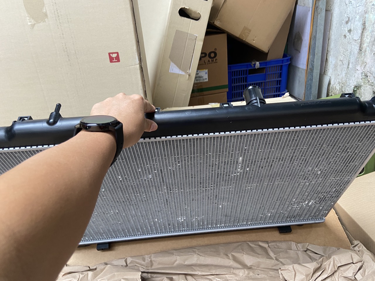 Két nước sử dụng cho xe CRV 2018-2025 - hàng nhập khẩu chính ngạch