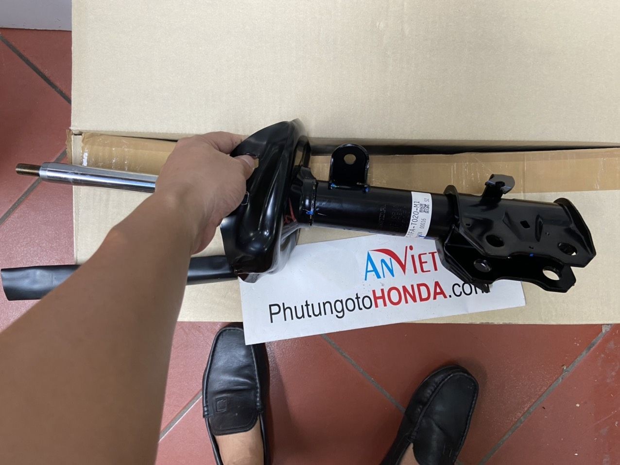 Phuộc trước, Giảm xóc trước dùng cho Crv 2016-2017 - hàng nhập khẩu chính ngạch