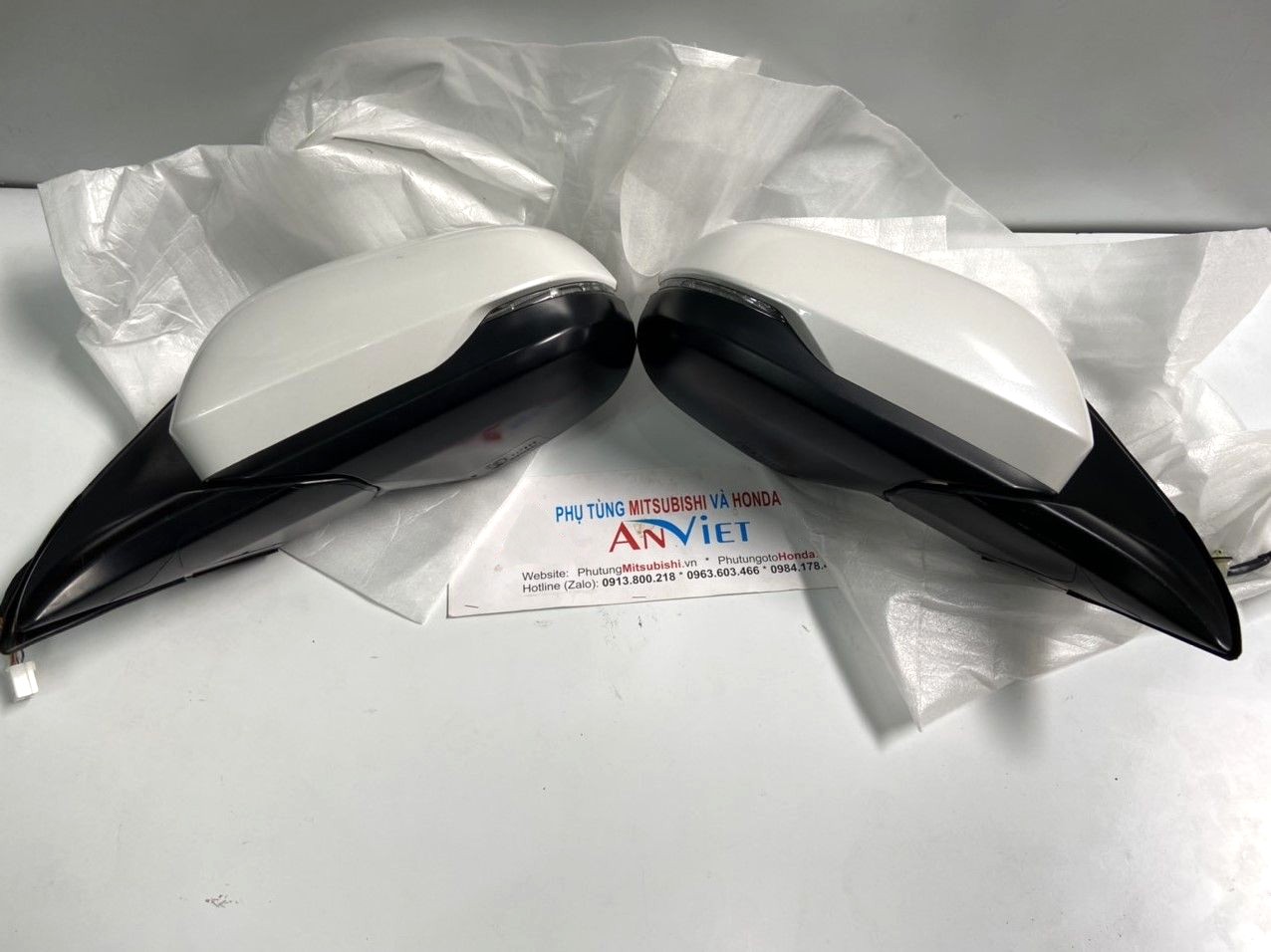 Gương chiếu hậu sử dụng cho xe HRV - hàng nhập khẩu chính ngạch