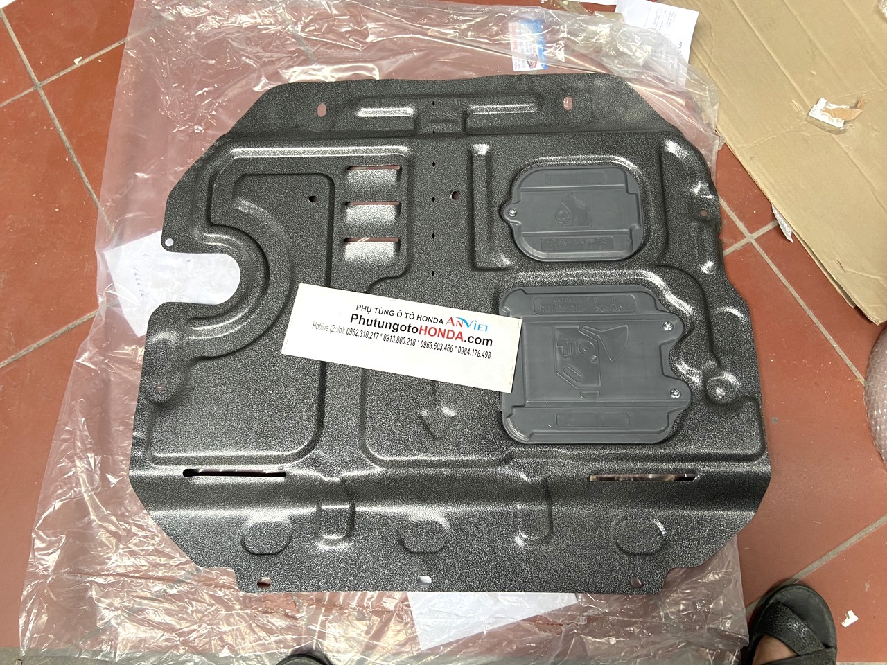 Chắn bùn gầm máy, chắn bùn gầm động cơ sử dụng cho xe HRV - hàng nhập khẩu chính ngạch