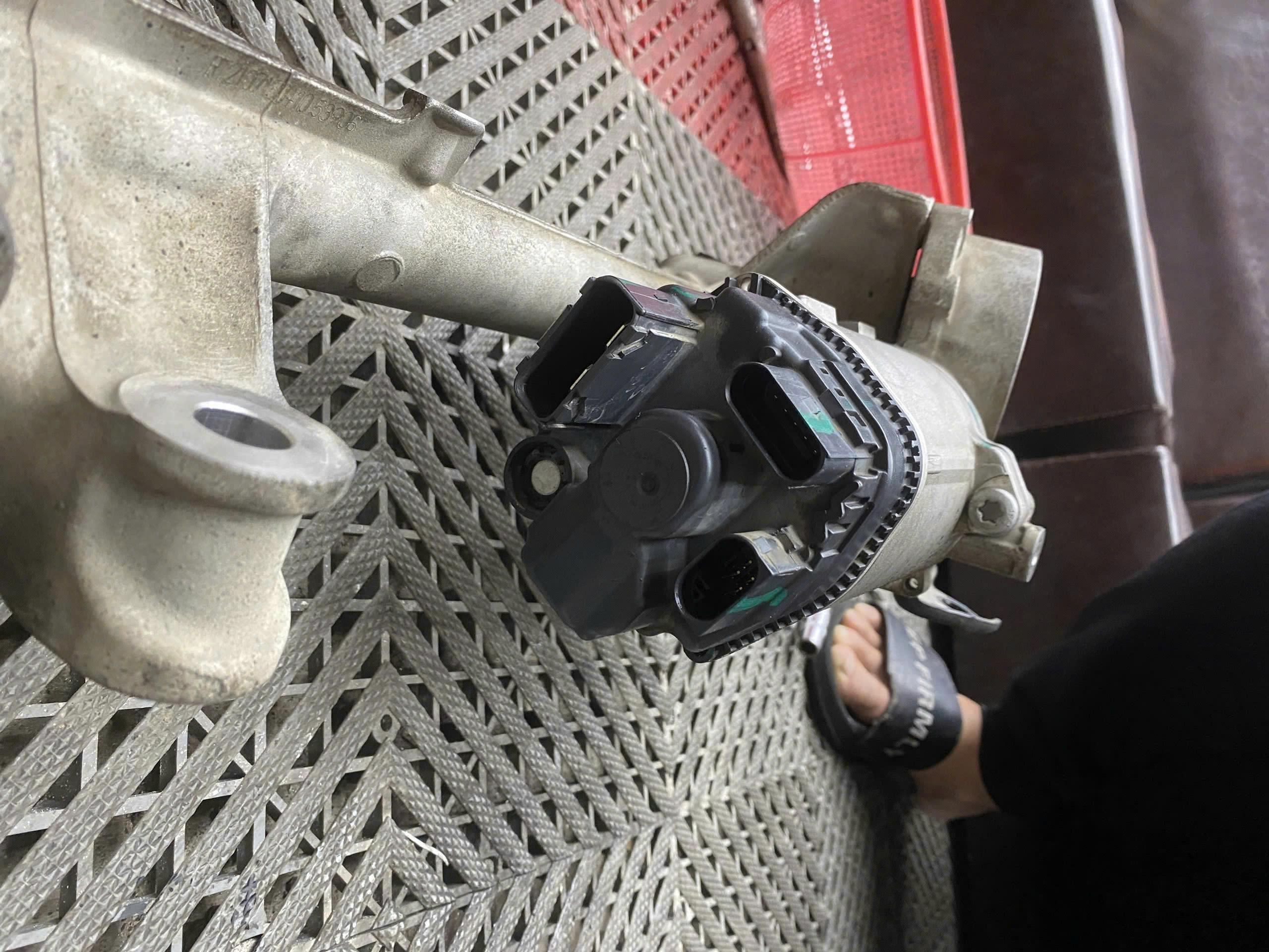 Thước lái xe Honda Accord 2019 - 2025 , thước lái điện Accord 53620TVLP11 53620-TVL-P11  gồm mô tơ trợ lực thước lái điện và cảm biến góc lái Accord