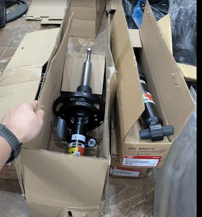 Phuộc, Giảm xóc trước - sau xe Honda Acura MDX