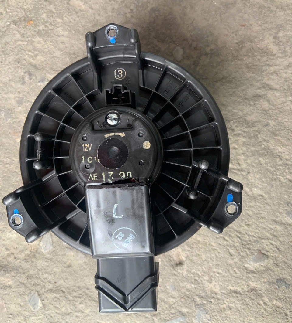 Mô tơ cánh quạt lồng sóc trong táp lô (dàn lạnh điều hòa) Honda Brio 2019-2021 hàng bãi