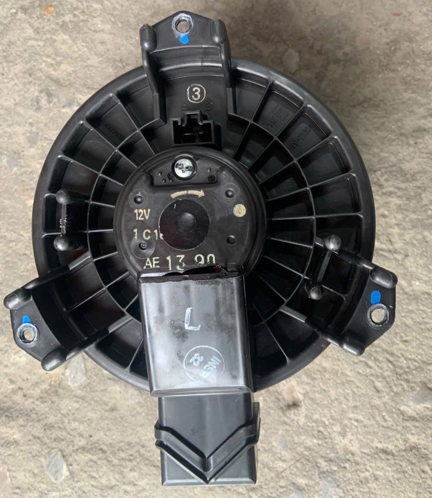 Mô tơ quạt dàn lạnh trong táp lô  Xe Honda Brio 2019-2021 79310TG1P01 79310-TG1-P01