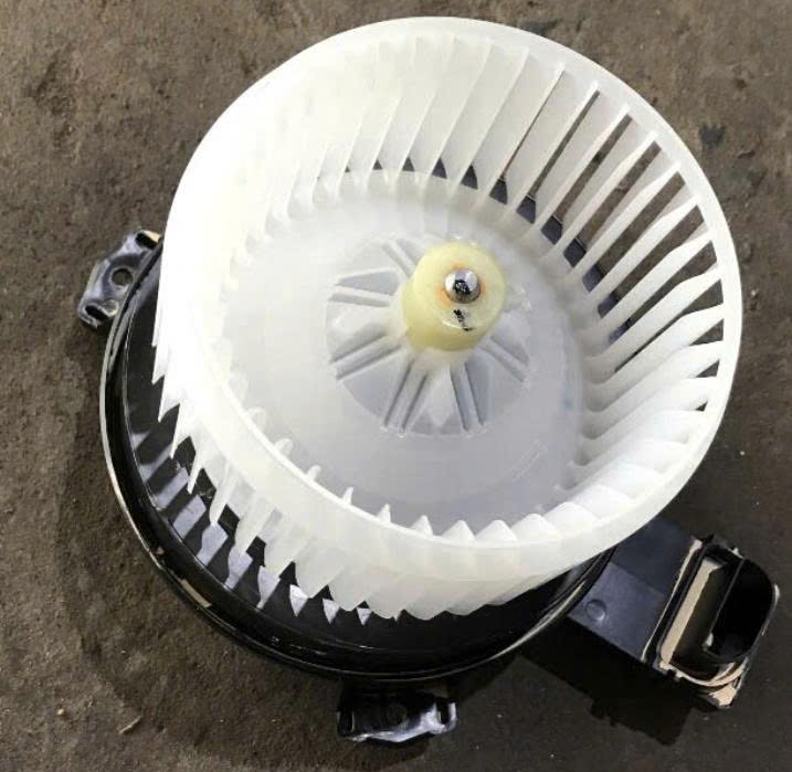 Mô tơ quạt dàn lạnh trong táp lô Xe Honda Brv 2024-2026 79310T86X11 79310-T86-X11