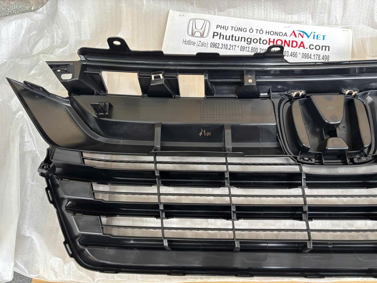 Mặt ca lăng xe Honda BRV