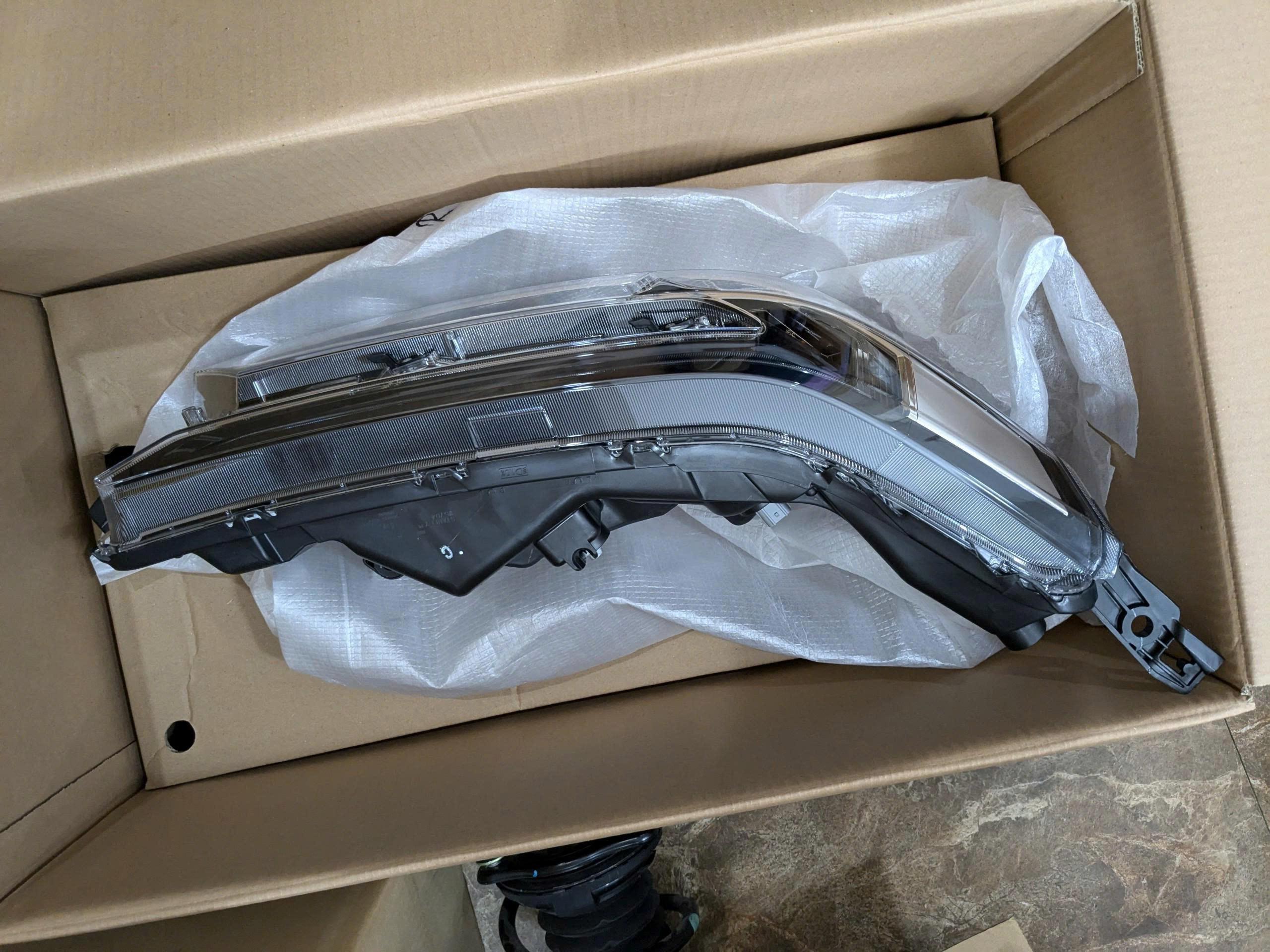 Đèn pha  Honda Brv 2025 -  đèn pha xe Br-V trái và phải Lh Rh 33150T86P01 33100T86P01 33150-T86-P01 33100-T86-P01