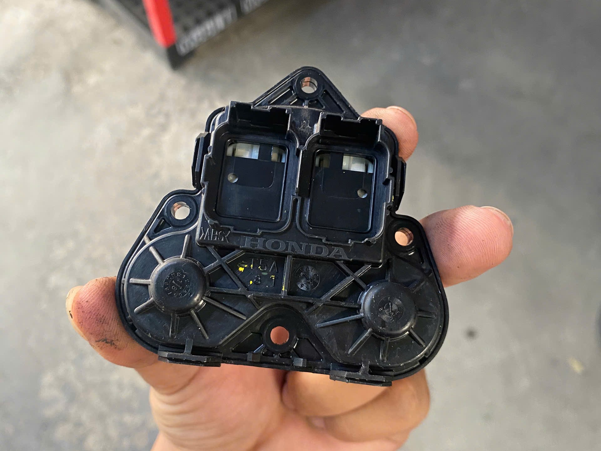 Bộ điện mô tơ chỉnh mặt gương Xe Honda City 2014-2020, Xe Honda Jazz 2018-2022, Xe Honda Brio 2019-2021 moto chỉnh mặt hGương  bên trái Lh và bên Phải Rh 