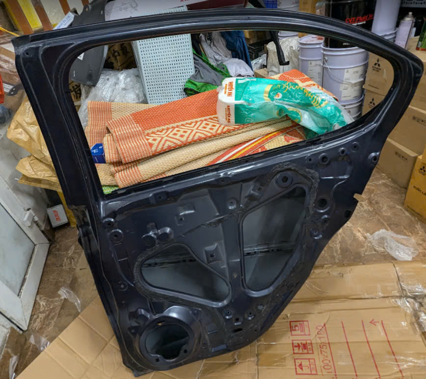 Cánh cửa sau xe Honda city 2021- 2025- Cánh cửa sau trái City Cánh cửa sau Phải City, Cánh cửa xe City 67510T00T10ZZ 67550T00T10ZZ 67510-T00-T10ZZ 67550-T00-T10ZZ