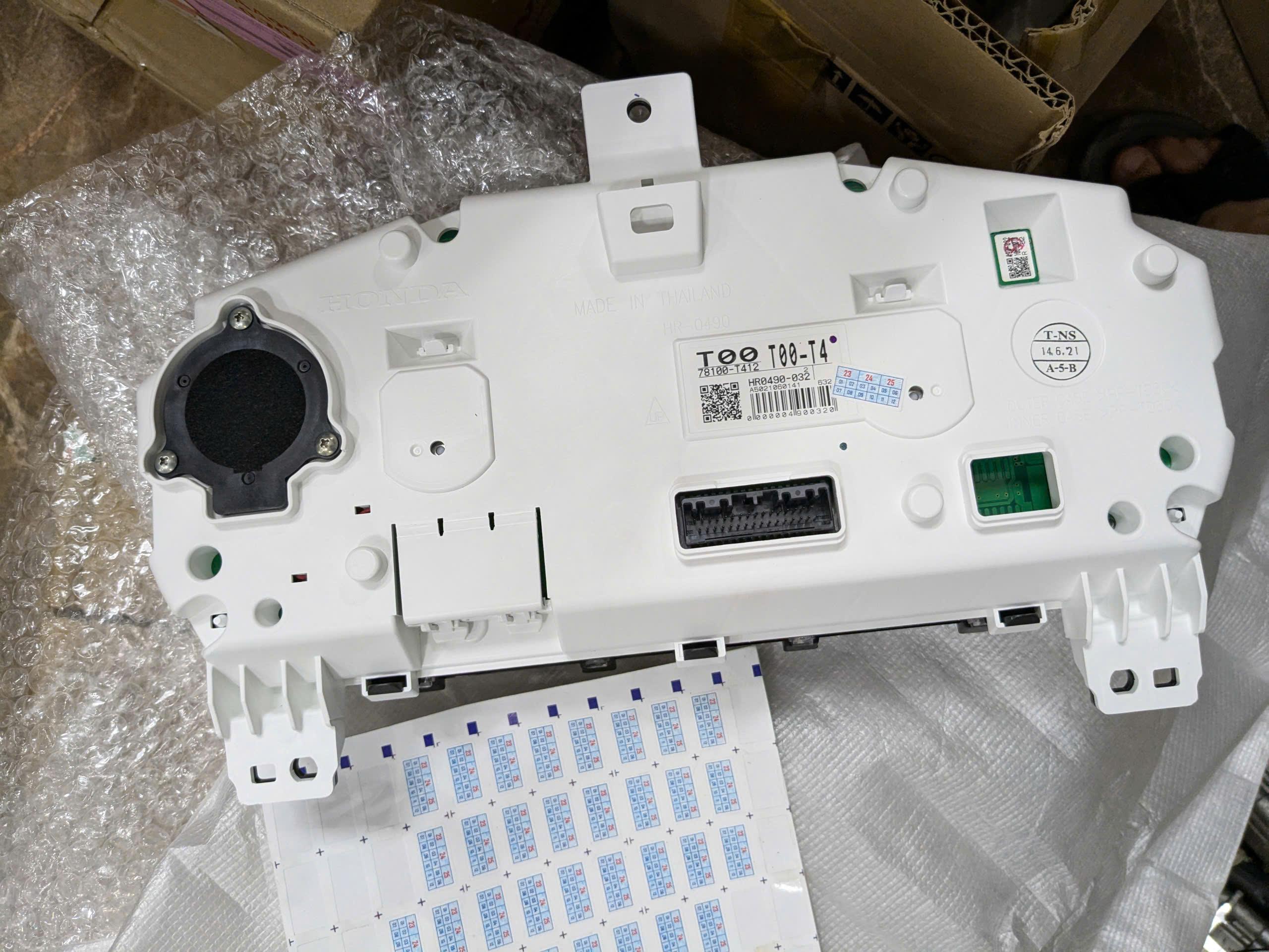 Cụm đồng hồ công tơ mét táp lô xe Honda City 2021-2025