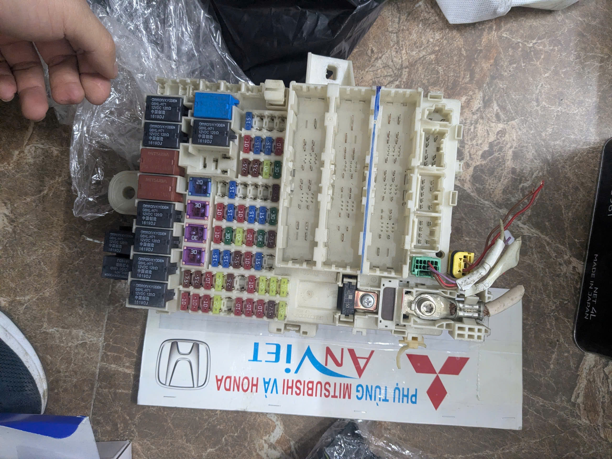 Hộp cầu chì trong táp lô  City 1.5 2014-2020 , Jazz 2018 ,  Brio 2019 - 2021 32117T9NP70 32117TG4P50 32117-T9N-P70 32117-TG4-P50