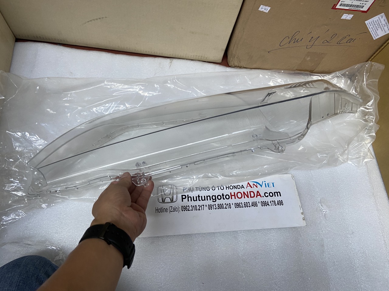 Mặt kính đèn pha xe Honda City 2014-2018