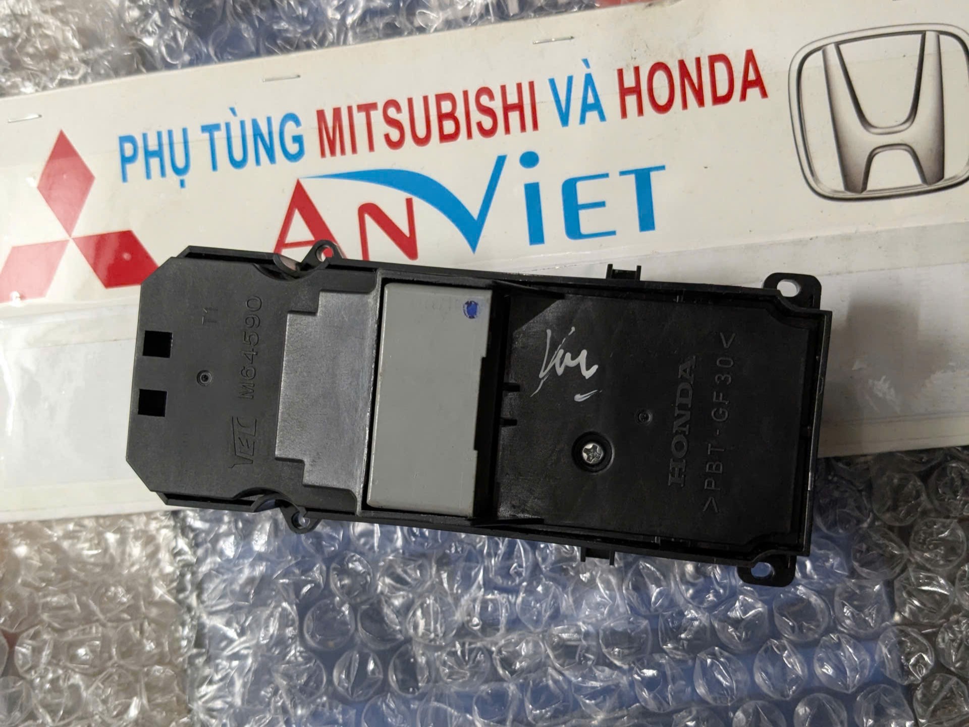 Công tắc lên xuống kính cửa Civic 2016-2021 Civic 2022 -2024 , Crv 2018 2021 trước Lh 35750TEAF02