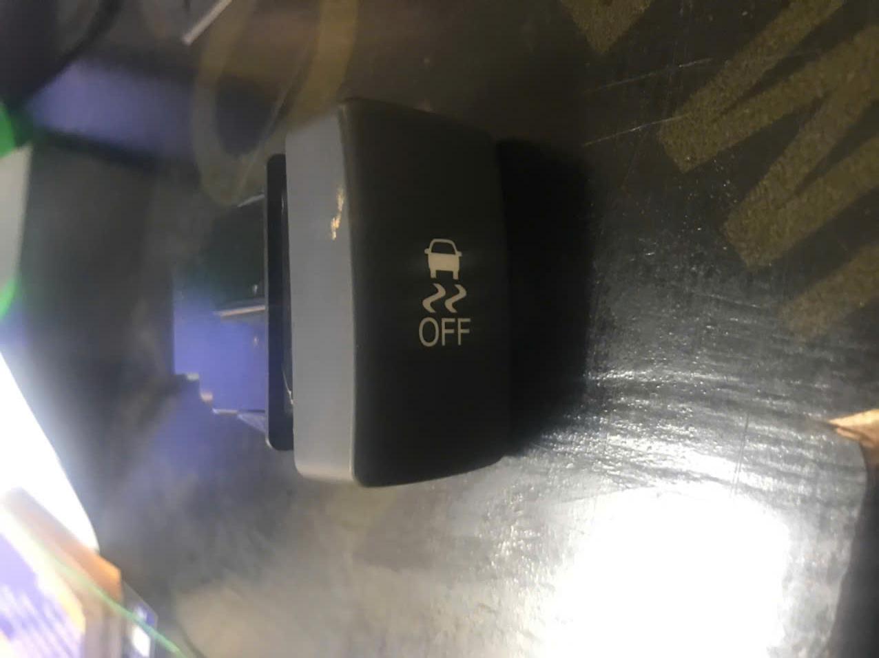 Công tắc VSA trên táp lô Honda Crv 2.0 2.4 2013-2017, Civic 2.0 2012-2015 hàng bãi