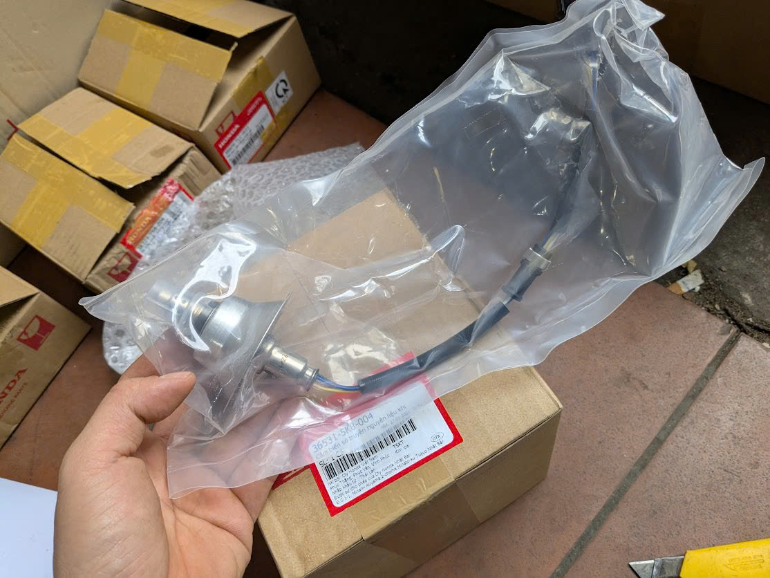 Cảm biến oxy  Crv 1.5 2018- 2021- Civic 1.5 2016-2020 oxi Cảm biến tỷ lệ nhiên liệu 36531-5k8-004 365315k8004