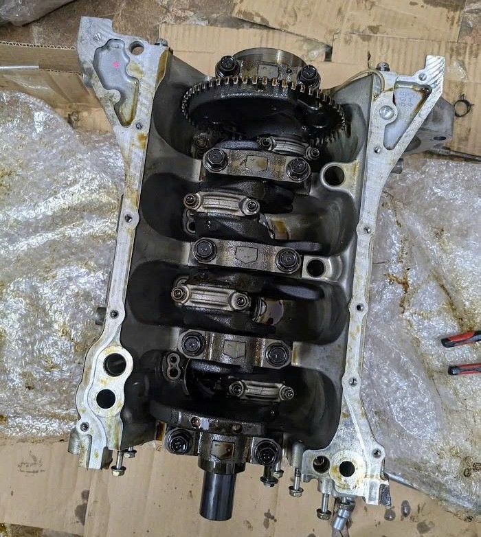 Cụm thân máy - gồm lốc + trục cơ + piston Honda Civic 1.5 2016-2020, Crv 1.5 2018-2022 hàng bãi