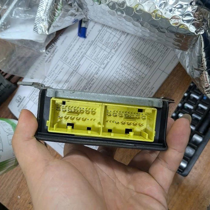 Hộp điều khiển túi khí Honda Civic 2016-2020 hàng bãi