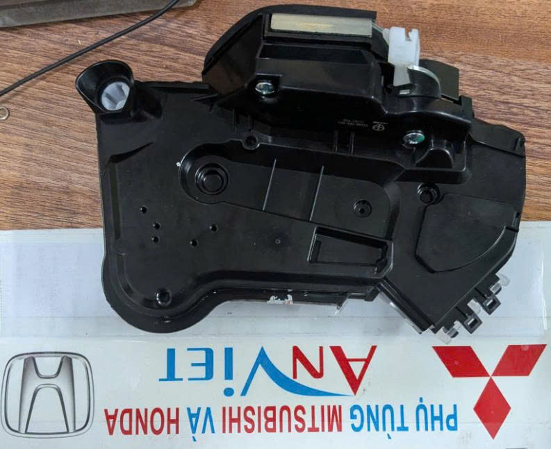 Khóa ngậm cửa Xe Honda Civic 2016 - 2021, khóa ngậm cửa trước và sau Civic Gen 10 trái phải Lh rh 72110TEXD02 72150TBAA12 72610TEXY01 72650TEXY01 72110-TEX-D02 72150-TBA-A12 72610-TEX-Y01 72650-TEX-Y01 