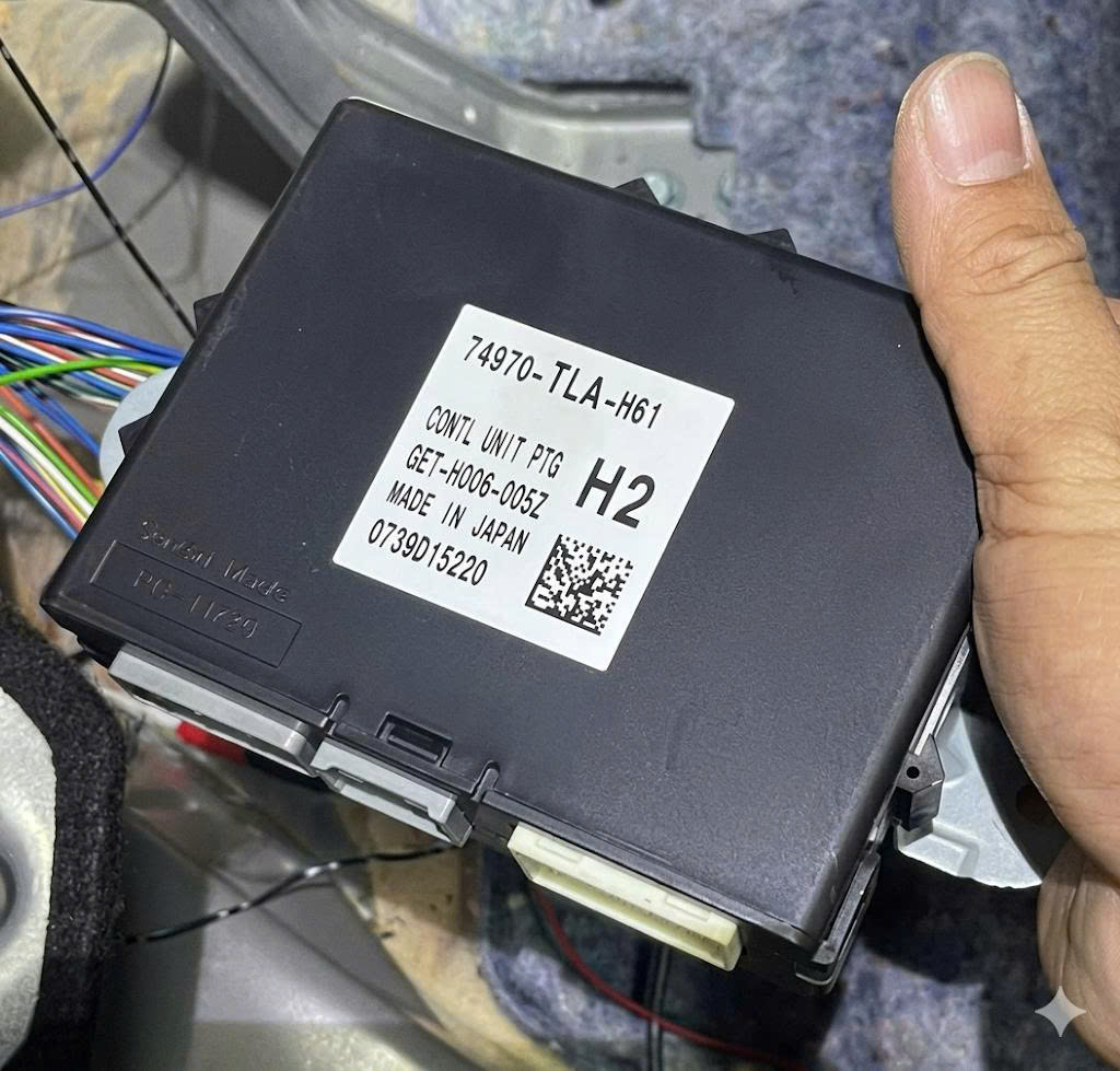 HỘP ĐIỀU KHIỂN ĐÓNG MỞ cửa hậu CỐP ĐIỆN Xe Honda Crv 2018-2022 74970-TLA-H61 74970-TLA-Z51 74970TLAH61 74970TLAZ51