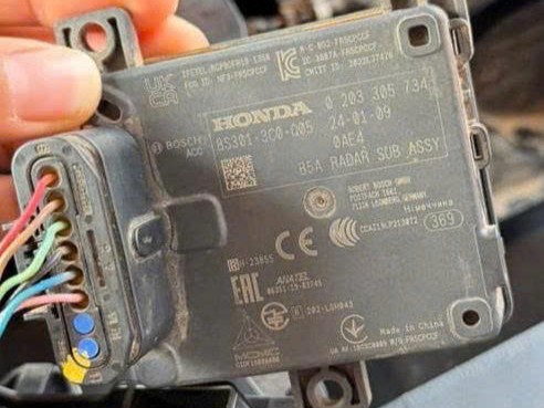 Hộp radar honda sensing Xe Honda Crv 2024- 2026 ,Radar Cr-V 8S3033C1P04 8S3033C0P24 8s3013c0q05 8s301-3c0-q05 8S303-3C1-P04 8S303-3C0-P24 