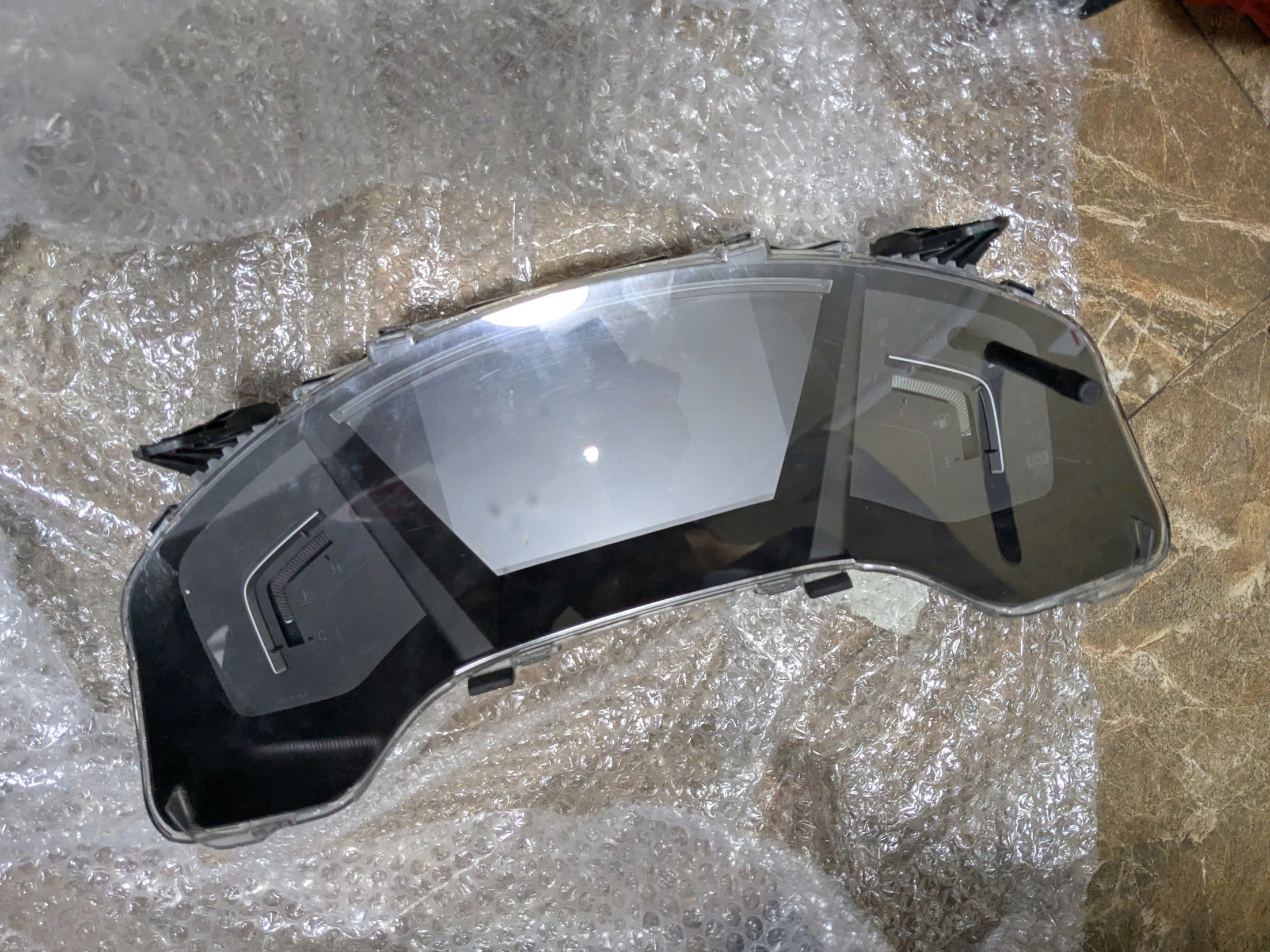 Thanh lý Đồng hồ công tơ mét táp lô Xe Honda Crv 2018-2020 bản chưa sensing, bị sọc màn hình 78100TMDV21 78100TMDV22 78100-TMD-V21 78100-TMD-V22 