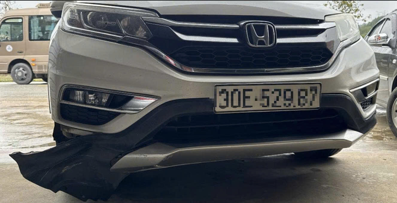 71101TFAT00ZZ  71102TFAT00  cản trước ba đờ sốc trước  trên và dưới Crv 2.0 crv 2.4 2016-2017 Cr-V