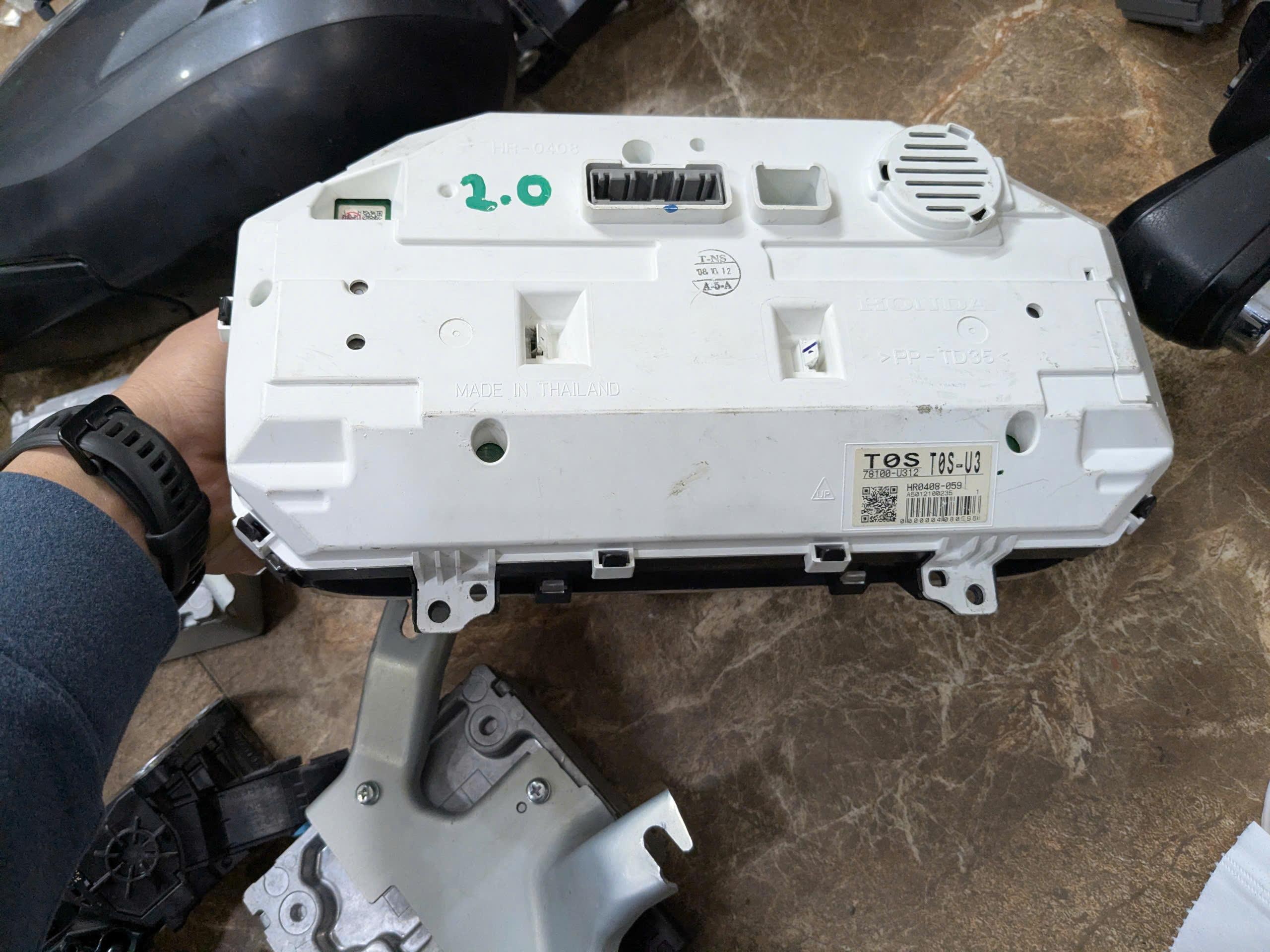 Cụm đồng hồ công tơ mét táp lô xe Honda Crv 2.4 2.0 2013-2017 hàng bãi