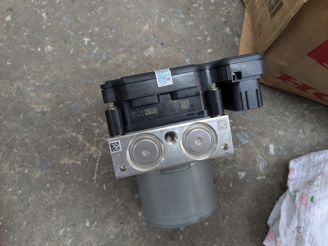 Cụm bơm abs  Crv 2021 2023 , VSA( trơn trượt) LA2 TMLU0 Cr-V