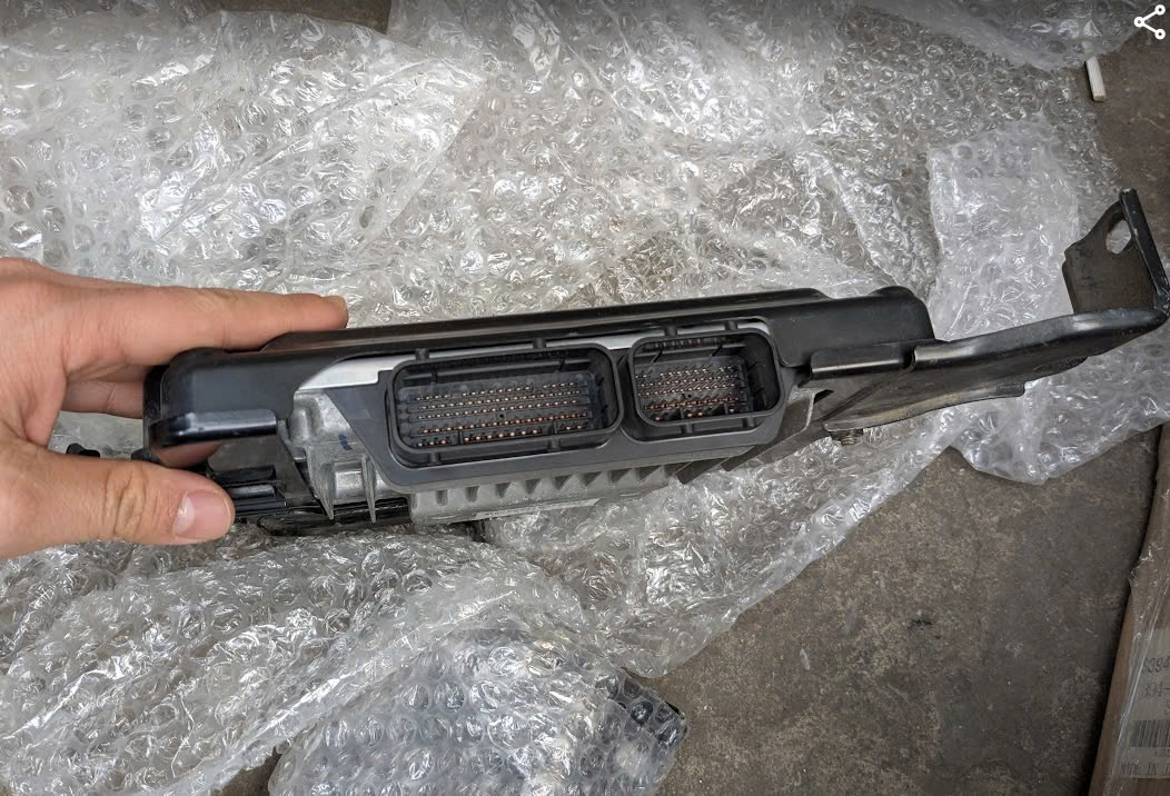 Hộp điều khiển động cơ ECU  Crv 1.5 2021 2022 hộp PCM Cr-V  378205PFM81  37820-5PF-M81 bãi 