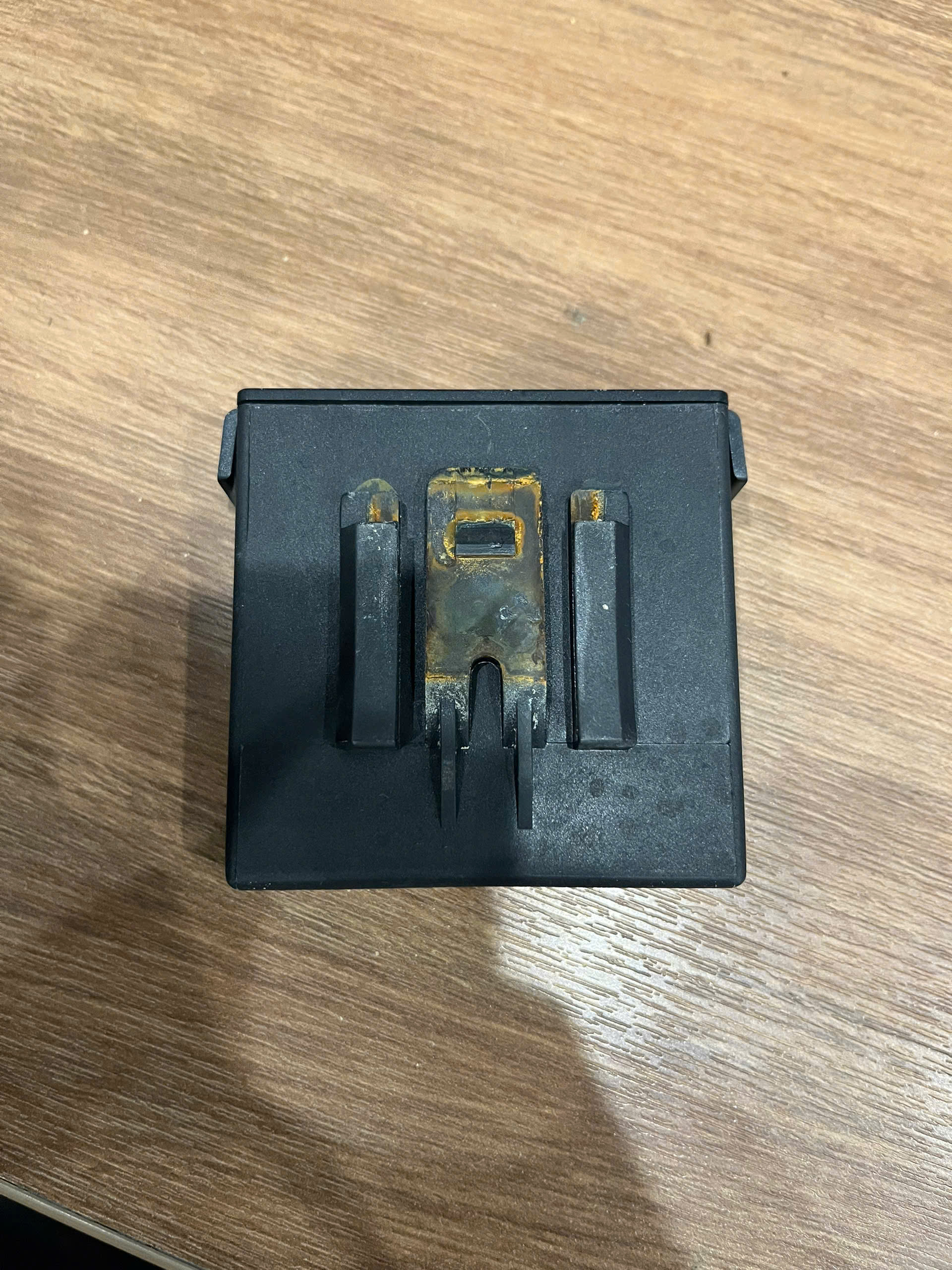 Hộp điều khiển cảm biến lùi, cảm biến đỗ xe Honda CRV hàng bãi