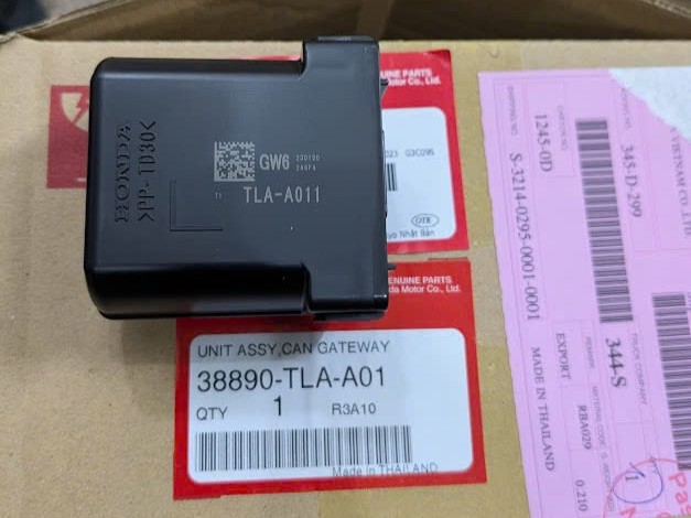 Hộp điều khiển kết nối đa thông tin Crv 2018- 2021- hộp GATEWAY Honda Crv GW6 TLA-A011  38890TlaA01 38890-Tla-A01 