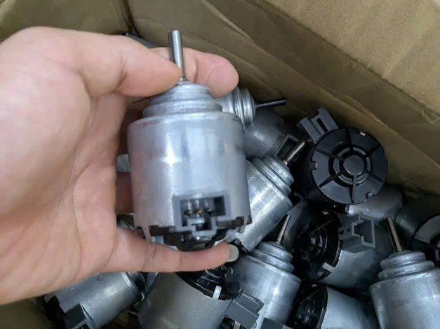 Mô tơ quạt dàn lạnh điều hòa dàn sau, trên trần xe Honda Brv 2025