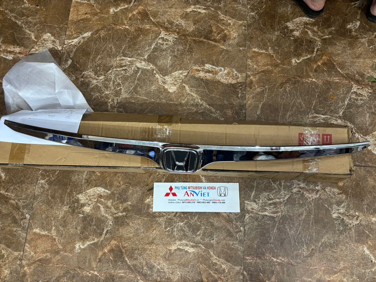 Thanh Lý Ốp mạ ngang cửa hậu xe Honda CRV 2018-2022