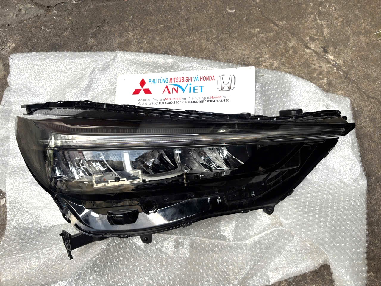 Đèn pha xe Honda HRV 2023-2026 33100-3M0-P62 331003M0P62