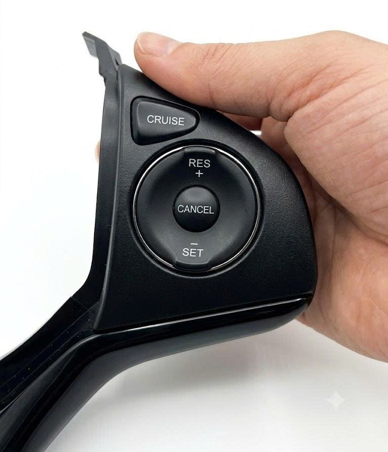 Công tắc cruise control gas tự động và công tắc điều khiển chỉnh âm lượng ở vô lăng Xe Honda Hrv 2018-2021 Xe Honda Hr-V
