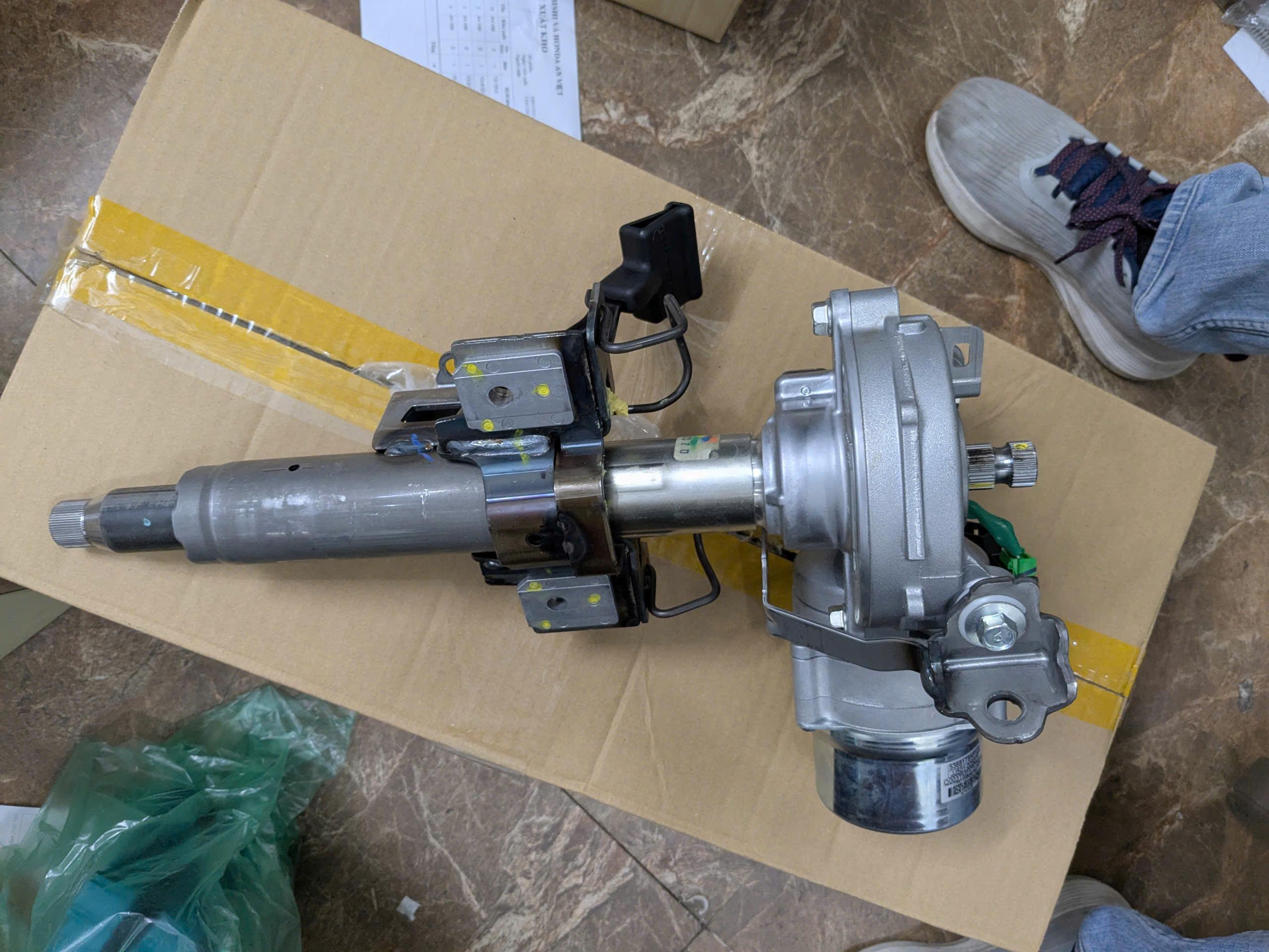 Cột lái, trục bắt vào vô lăng liền mô tơ trợ lực xe Honda HRV 2018 hàng bãi