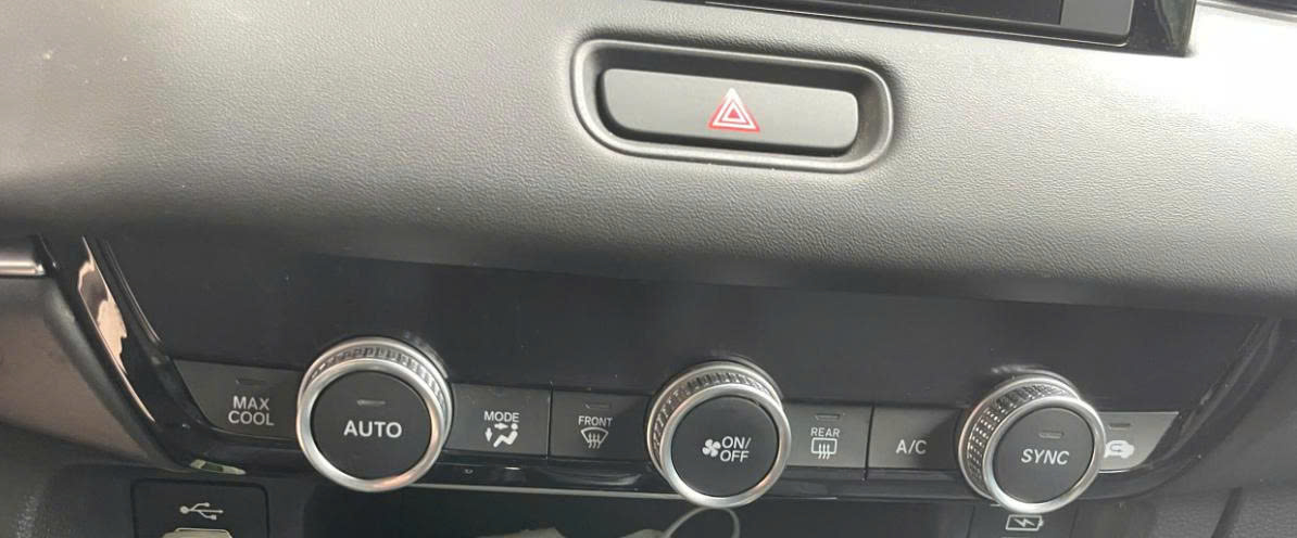 Cụm công tắc điều khiển điều hòa Xe Honda Hrv 2022 - 2026 796103L1P71ZB 79610-3L1-P71ZB 796103M1P21ZB 796103M1P23ZB 79610-3M1-P21ZB 79610-3M1-P23ZB