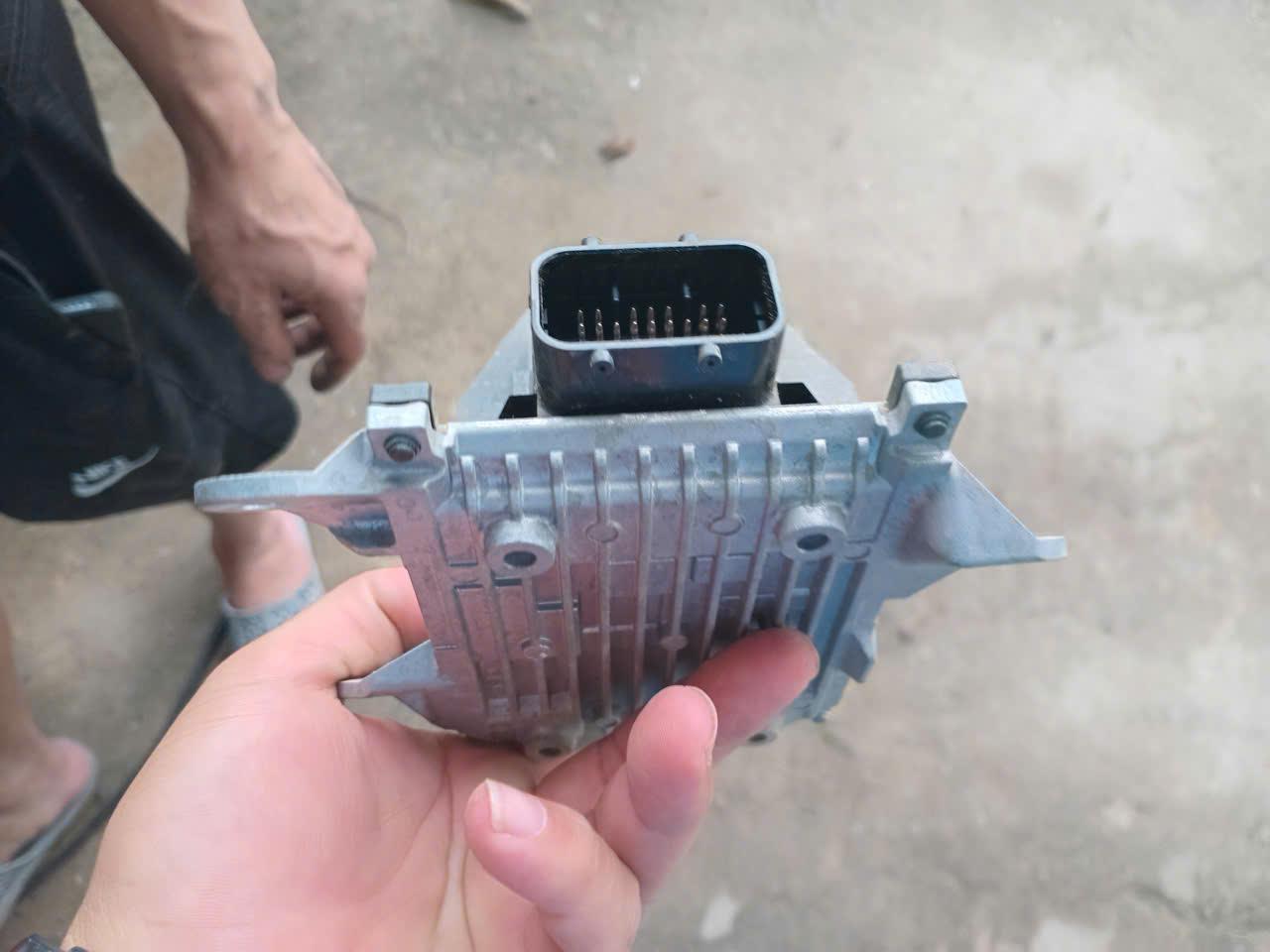 Hộp điều khiển hộp số Honda Hrv 2022-2025 hàng bãi