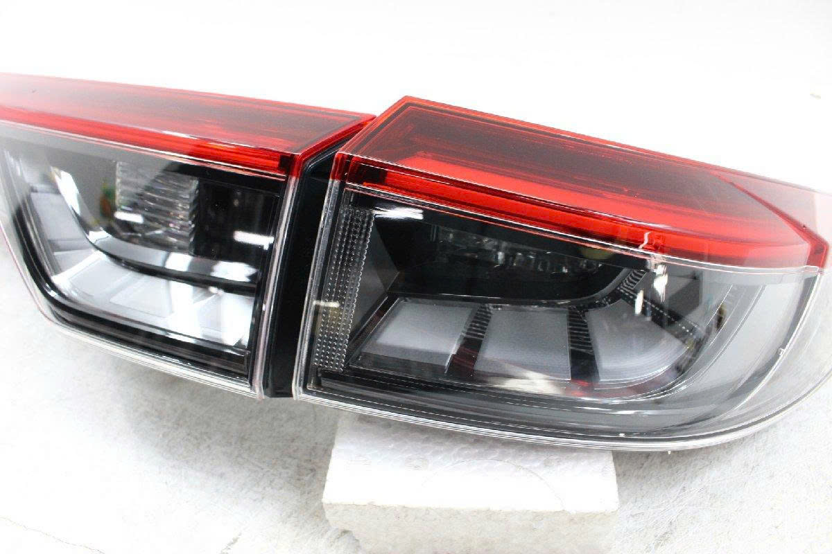 Đèn hậu Hrv 2022- 2025, đèn hậu miếng trong Honda H-rv bản màu đỏ , đèn hậu Hrv bản G và bản L 341503M0J02 341553M0J02 34150-3M0-J02 34155-3M0-J02