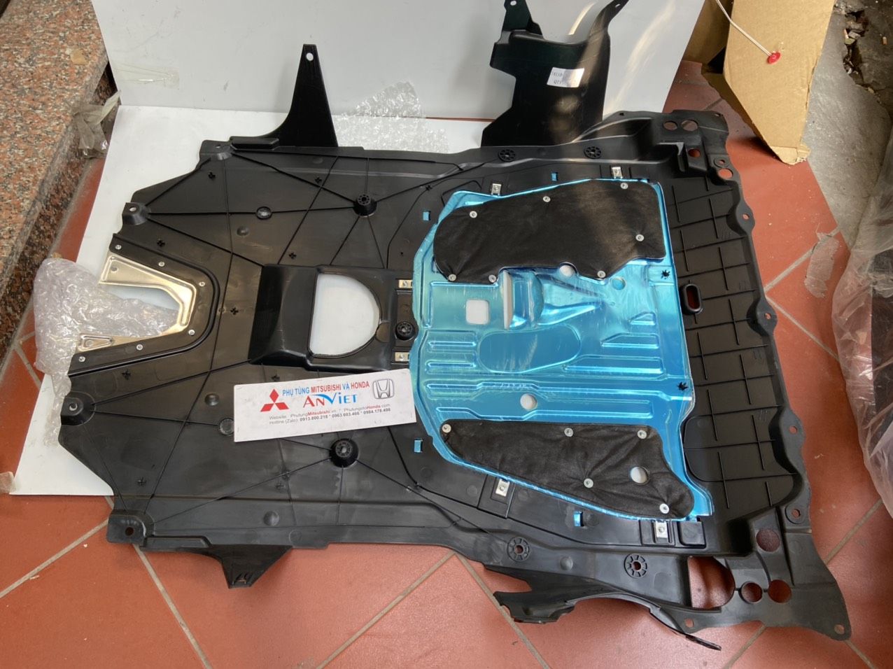 Chắn bùn gầm máy xe Honda CIVIC 2019