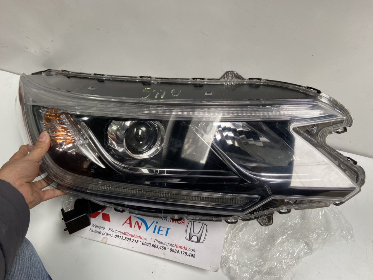 Đèn pha bên lái xe Honda CRV 2017