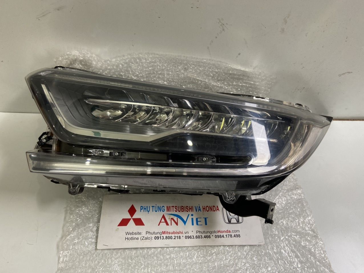 Đèn pha xe Honda CRV 2018-2021 bản led