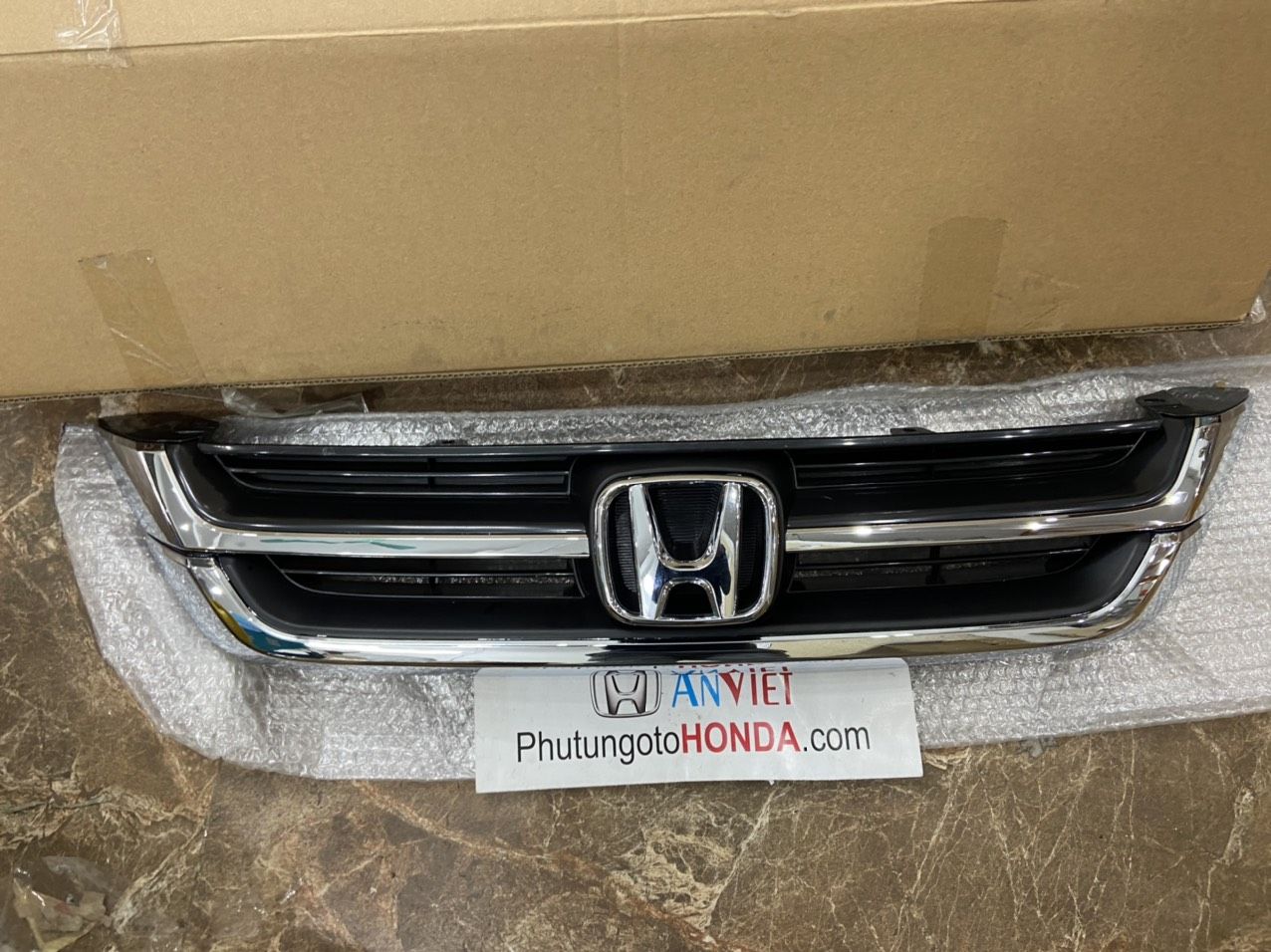 Mặt ca lăng xe Honda CRV 2010-2011