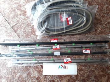 Nẹp chân kính ngoài sử dụng cho xe CRV - hàng nhập khẩu chính ngạch