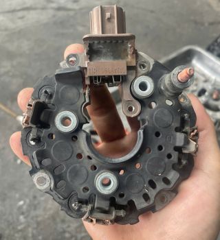 Bộ Ic máy phát điện  gồm giắc cắm và chổi than cổ góp Xe Honda Civic 2.0 2006 -2011,  Honda Crv 2.4 2007-2011 