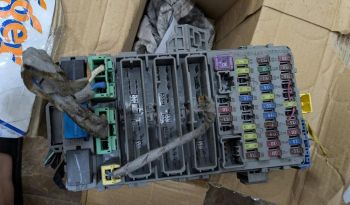 Hộp cầu chì trong táp lô Honda Civic 1.8 2.0 2006-2011 hàng bãi